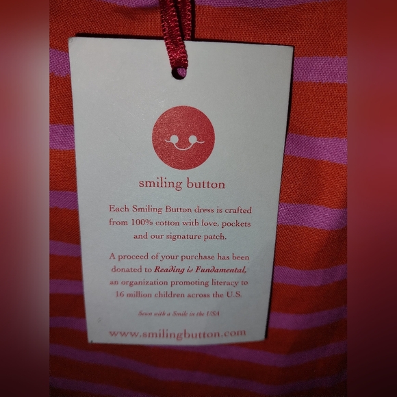 Smiling Button Dress - Picture 3 of 5